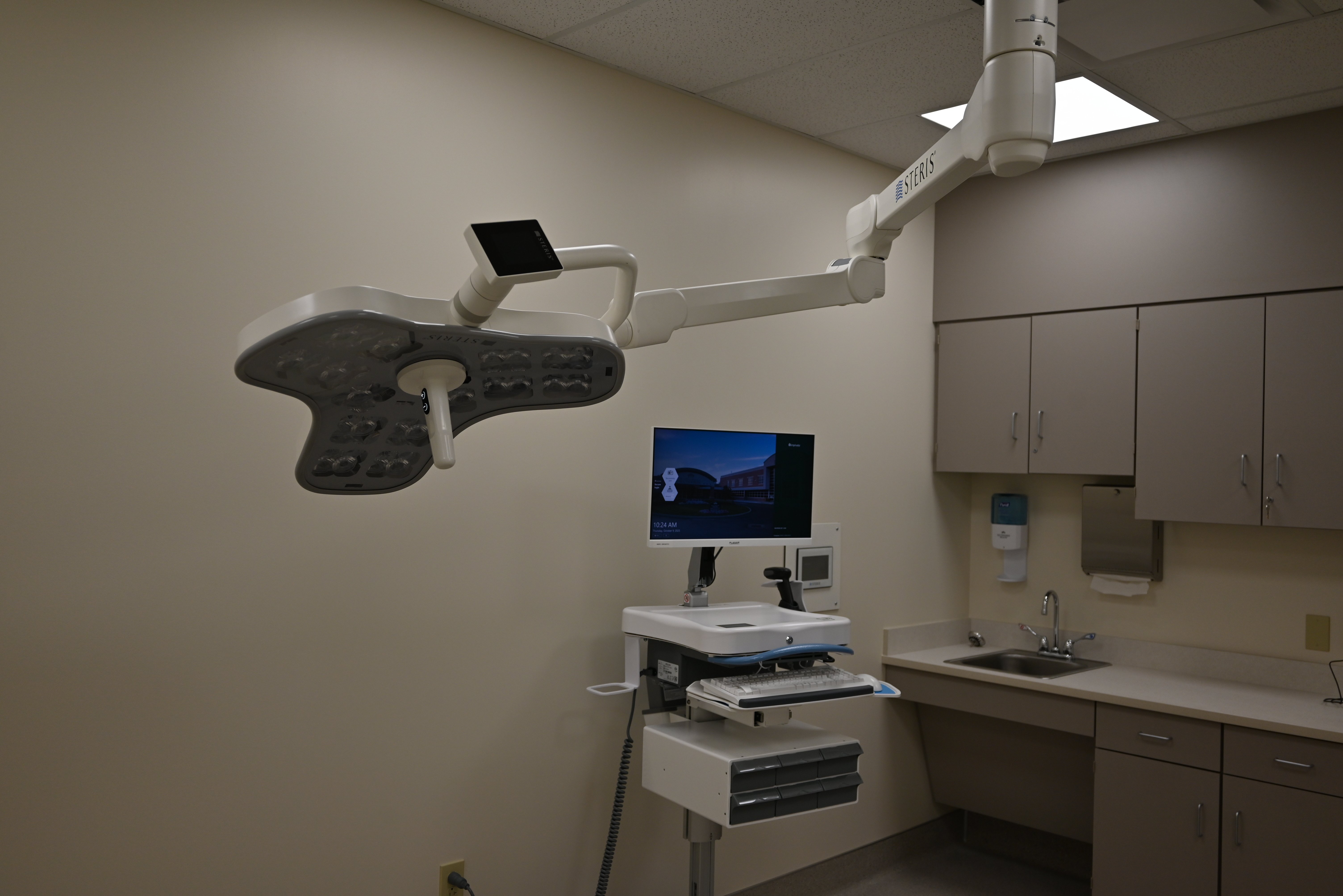 operating room surgery